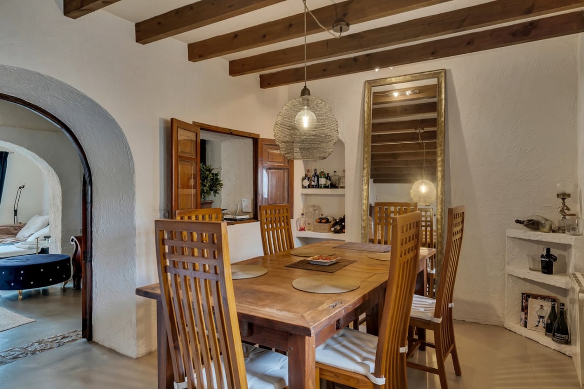 Villa con apartamento de invitados, totalmente renovada y cerca del casco antiguo de Jávea - 13