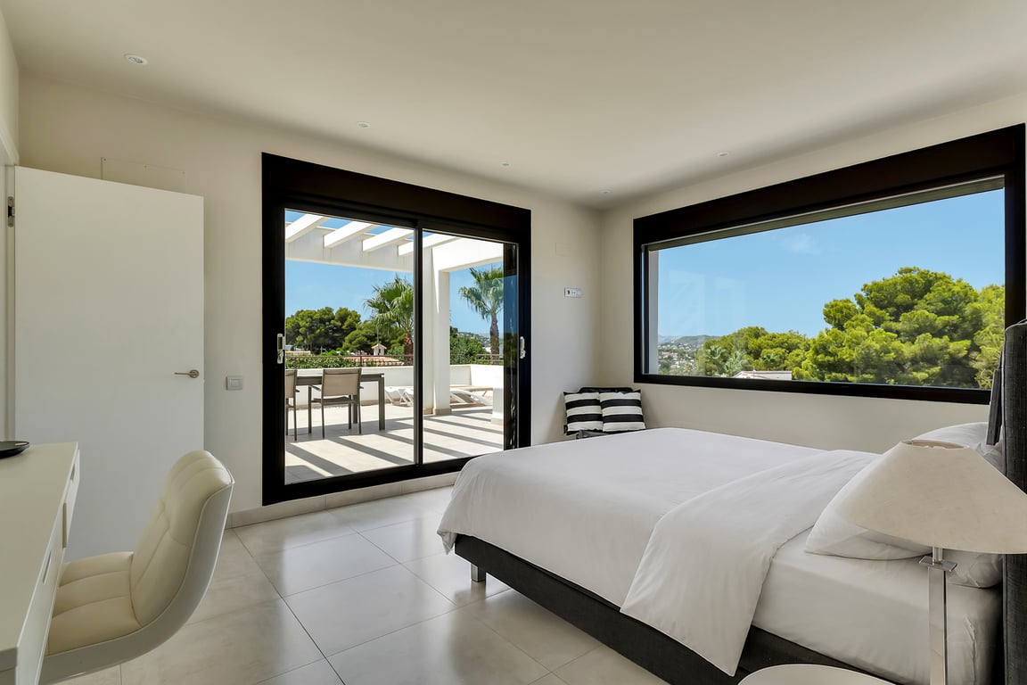 3-bed Villa in Jávea photo 9