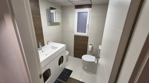 Luxueus gerenoveerd appartement met 4 slaapkamers en garage in het centrum van Torrevieja — foto 22