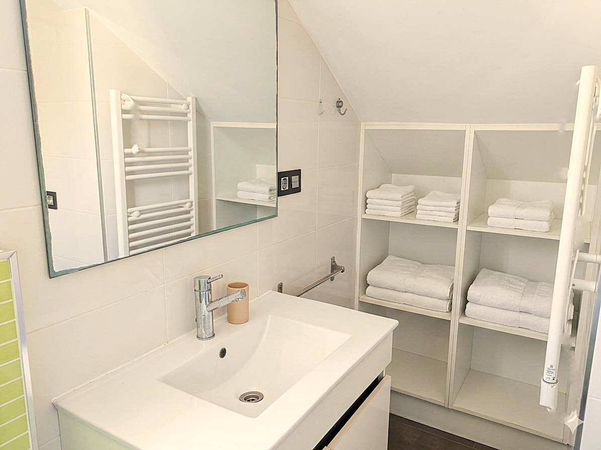 South‑facing modern villa in Calpe