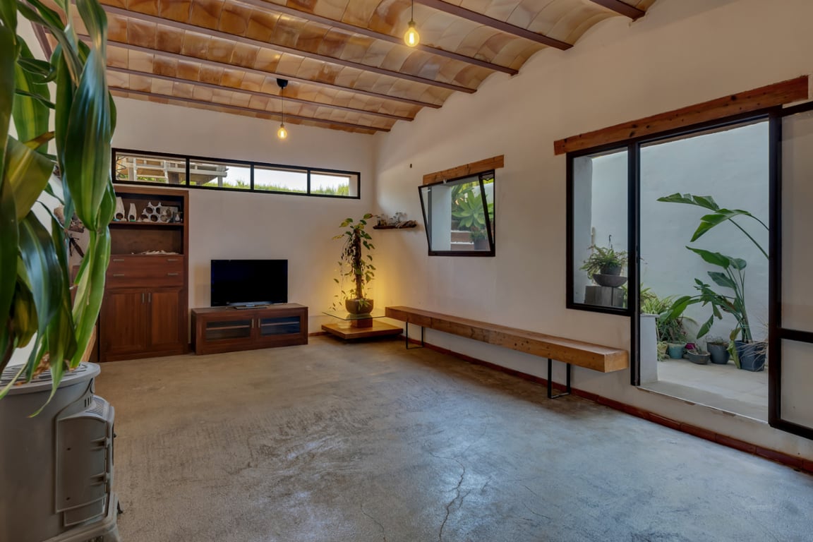 Impresionante Villa a la venta en Jávea, con piscina interior y exterior - 38