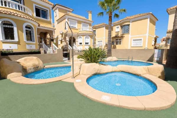 Villa met 3 slaapkamers in Villamartín