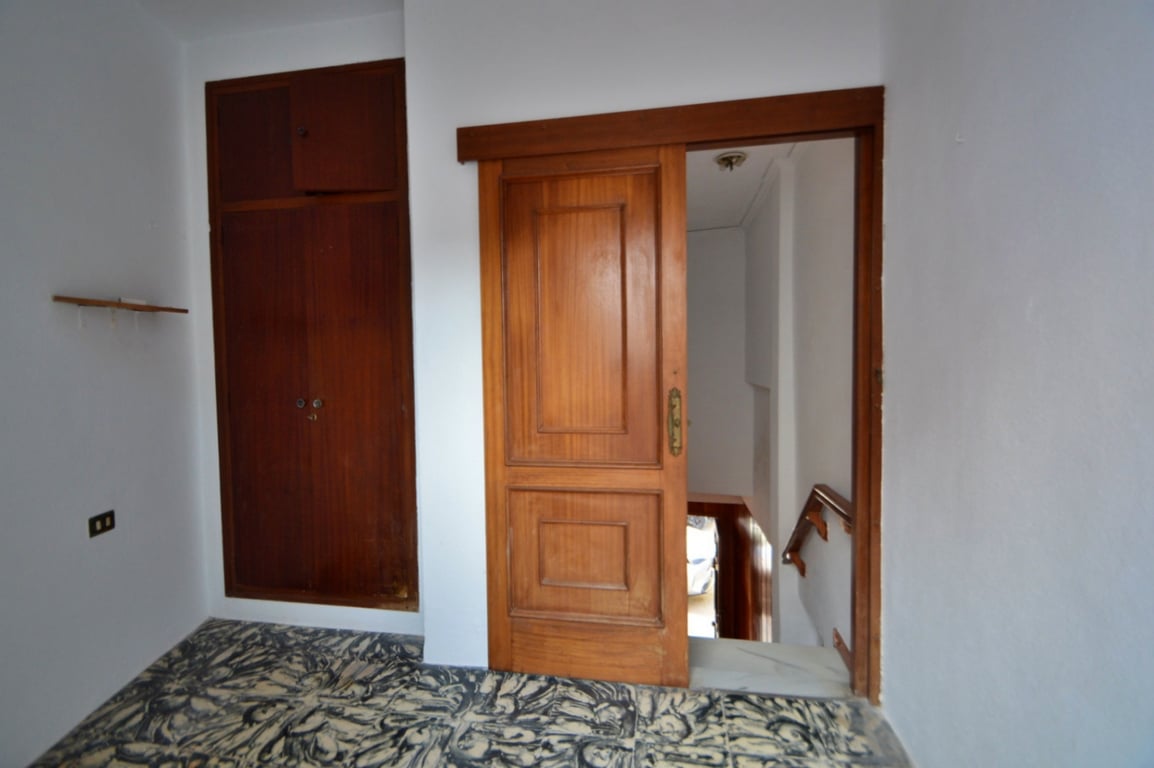 DHJD332 - Geschakelde woning in Denia