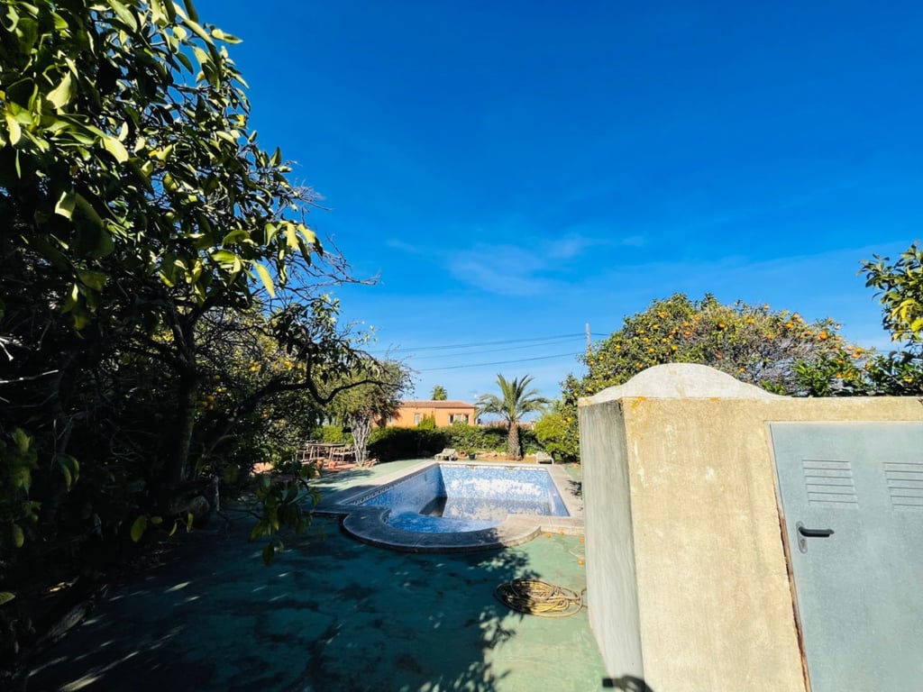 Denia. Chalet en buena área para reformar en venta - 27