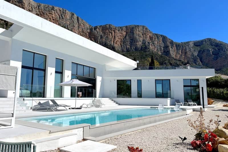 Moderne villa op één niveau met Montgó-uitzicht in Jávea