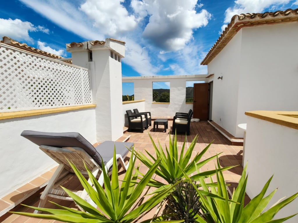 Property #RH21127 - 17