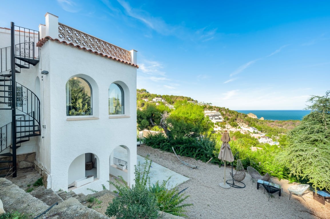 Villa a la venta en Jávea con vistas al mar y a poca distancia de la playa del Portixol - 5