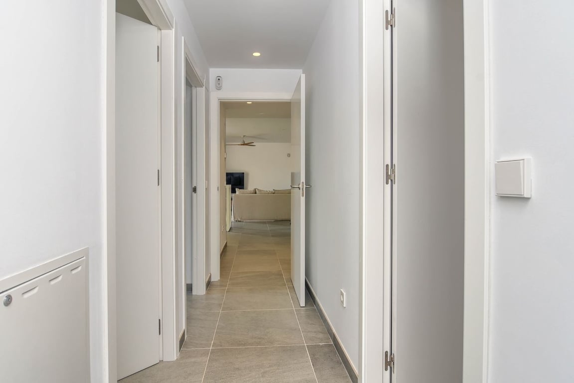 Property #RH20994 - 17