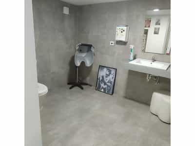   Local en venta Burjassot 18