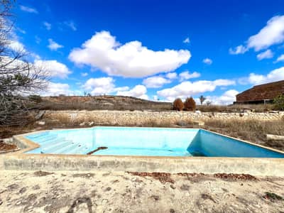 Property #TSR2494C - Image 2