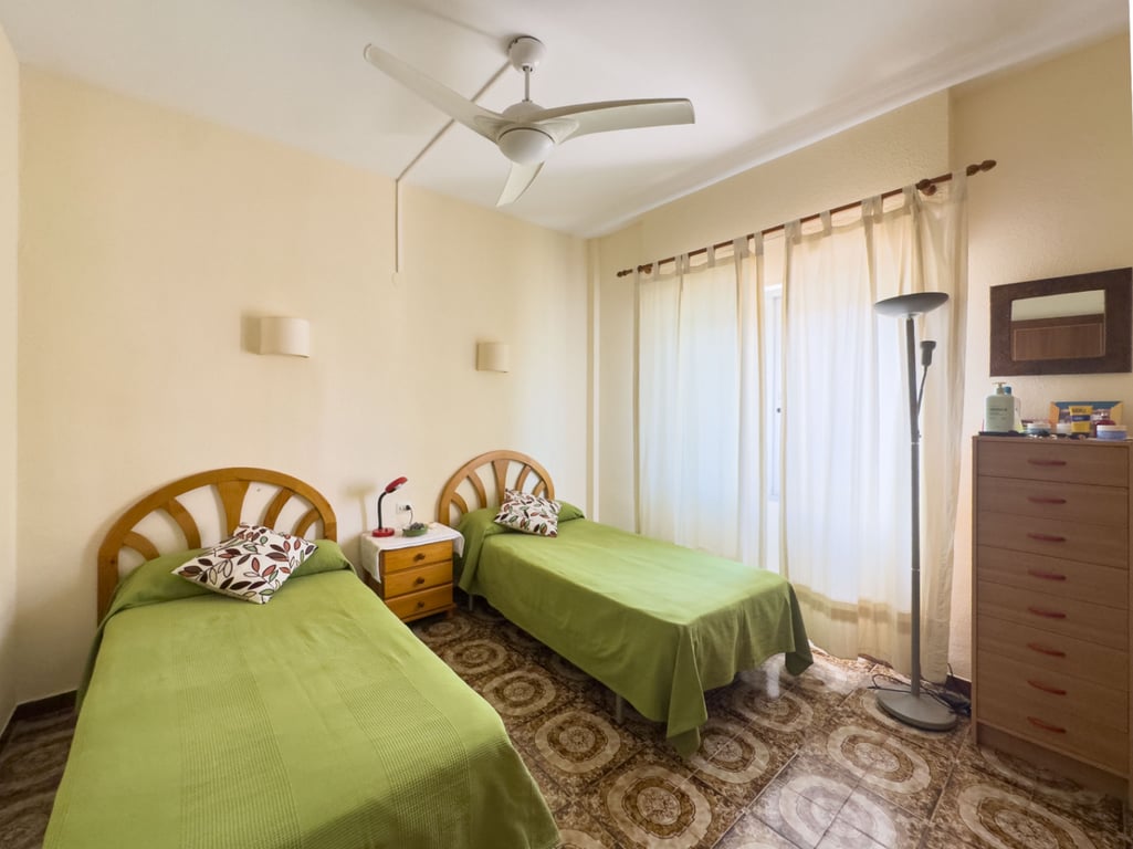 Apartamento en venta de 3 habitaciones con piscina en Denia - 19