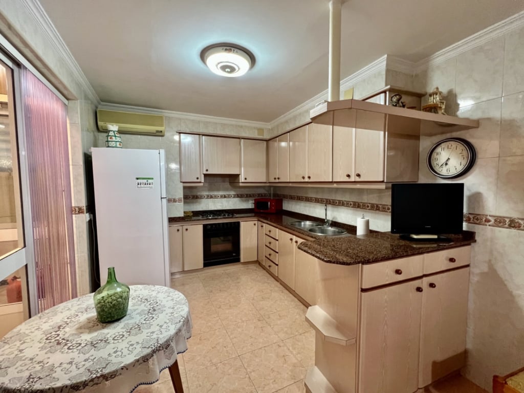 Amplio piso de 3 habitaciones en Pedreguer - 16