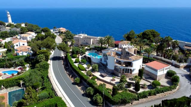 Excepcional propiedad en una exclusiva zona con vistas panoramicas al mar