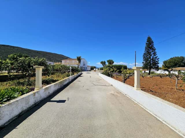 Finca in Dénia, 6 slk, 829m²