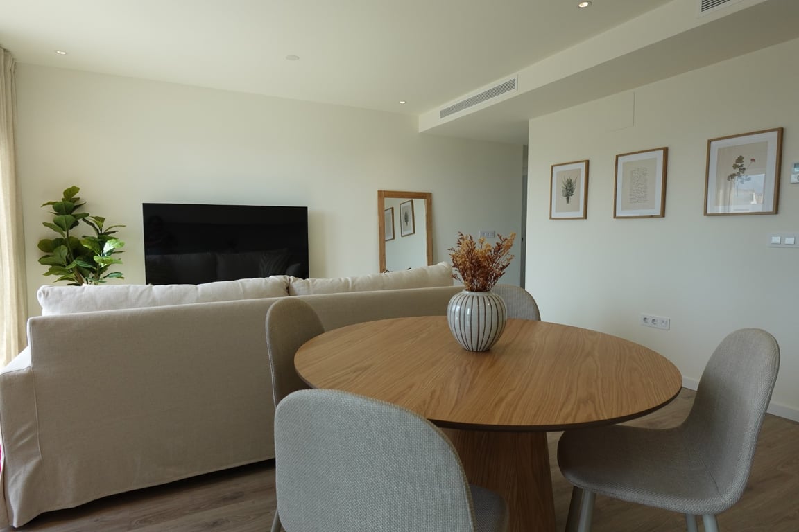 Property #RH20398 - 4