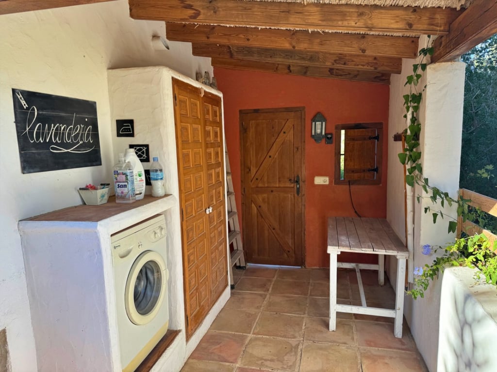 DHJV329 - Verkoop. Villa in Javea