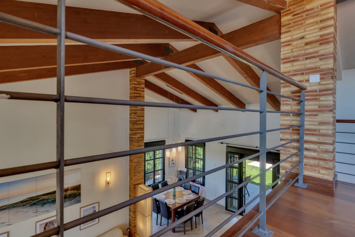 Impresionante Villa a la venta en Jávea, con piscina interior y exterior - 27