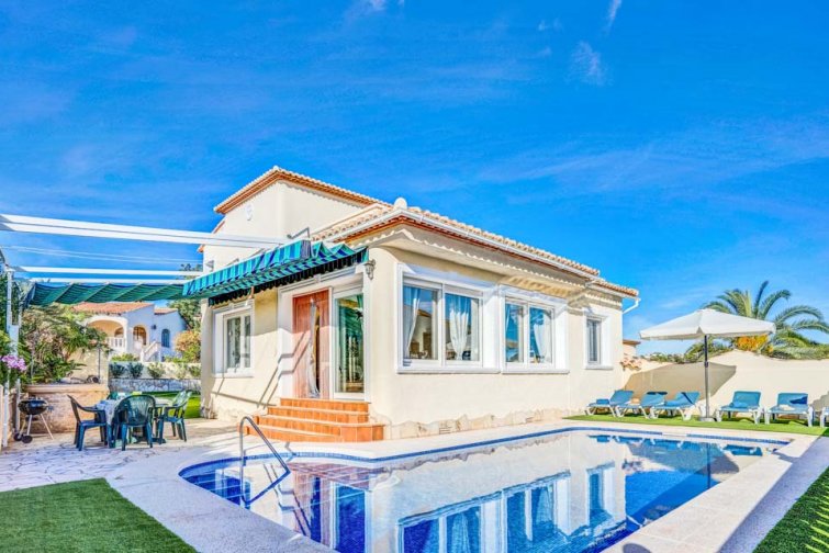 Agradable villa en venta en Calpe con vistas al Peñon - 4