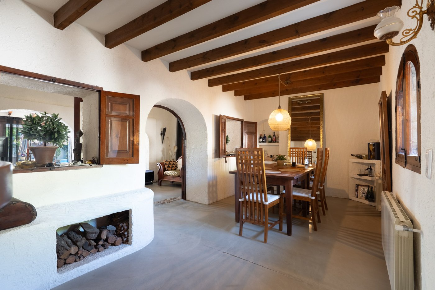Charming rustic villa with guest house and pool in Jávea