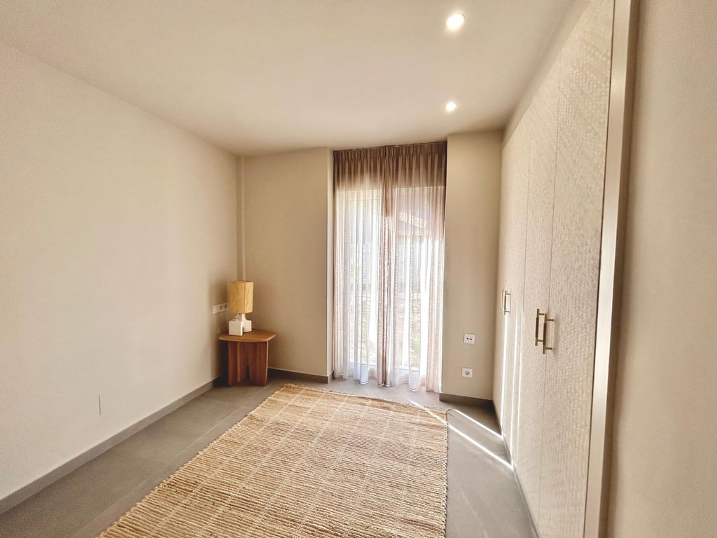 Apartamento planta baja con piscina en Denia - 13