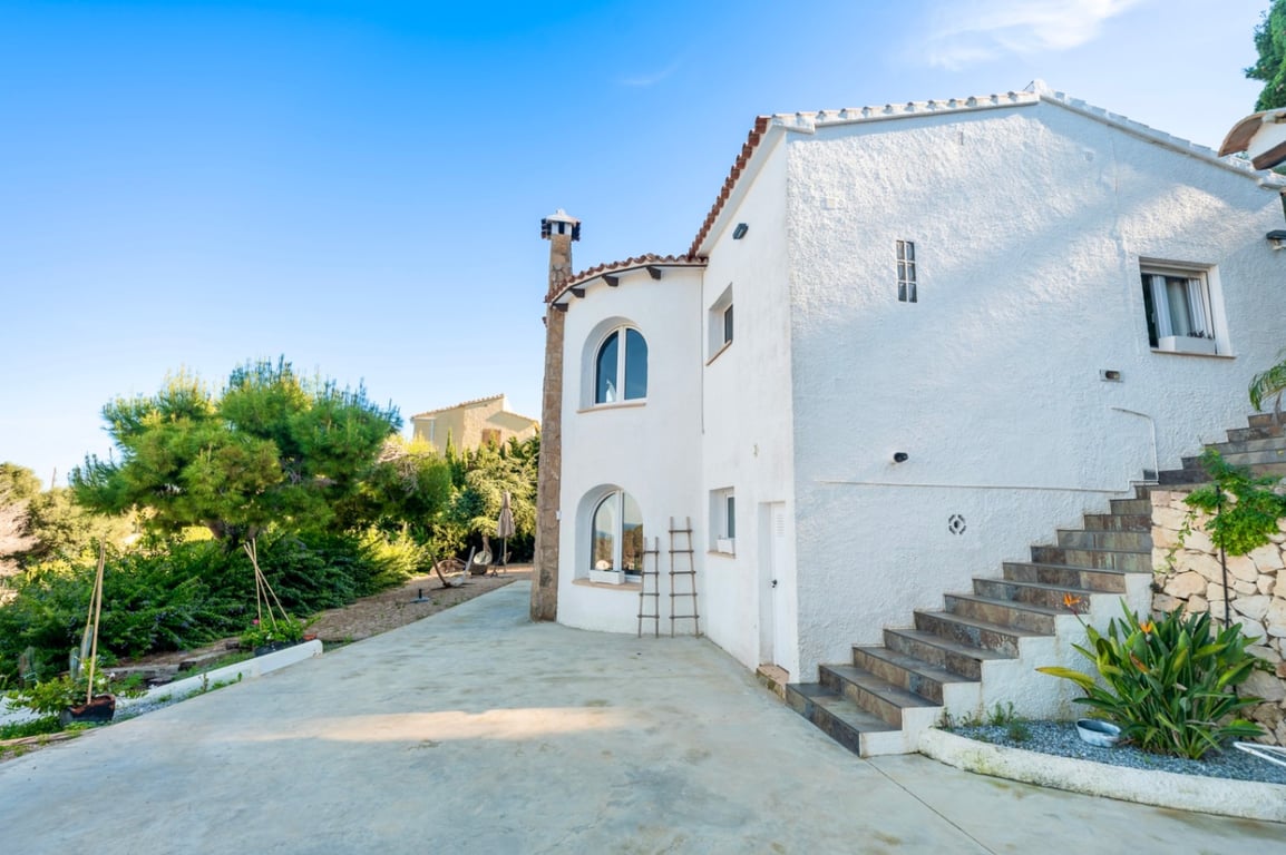Villa a la venta en Jávea con vistas al mar y a poca distancia de la playa del Portixol - 25