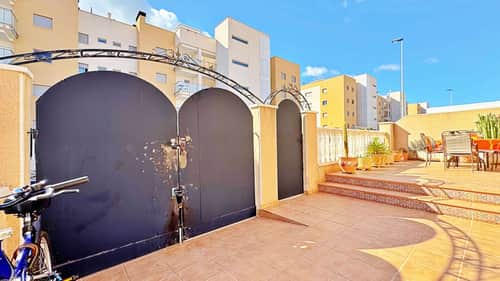 Rijwoning met 3 slaapkamers in Orihuela Costa — foto 35