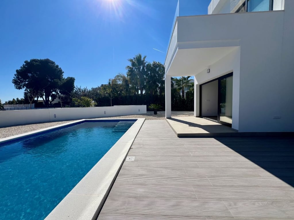 Property #RH21324 - 3