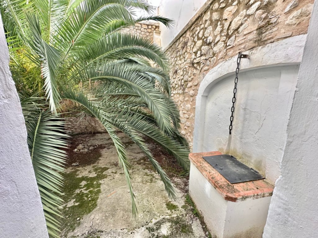 Casa de poble amb més de 100 anys d'història al nucli antic de Pego - 8