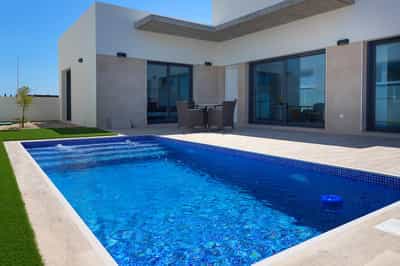 VILLA 7 0