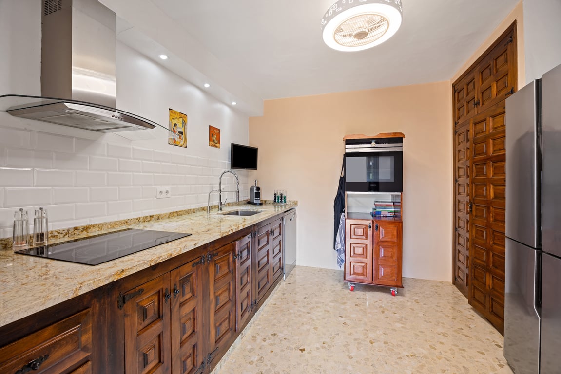 4-bed Villa in Jávea photo 16