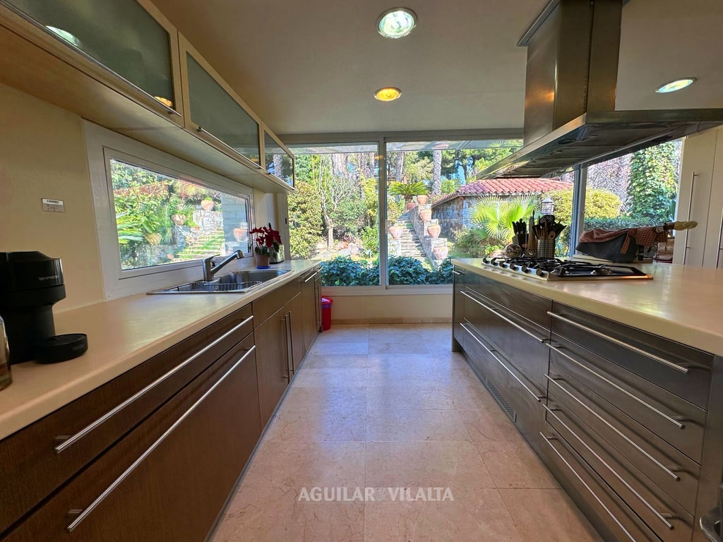 Exclusive villa in Can Teixidó with sea views - 79