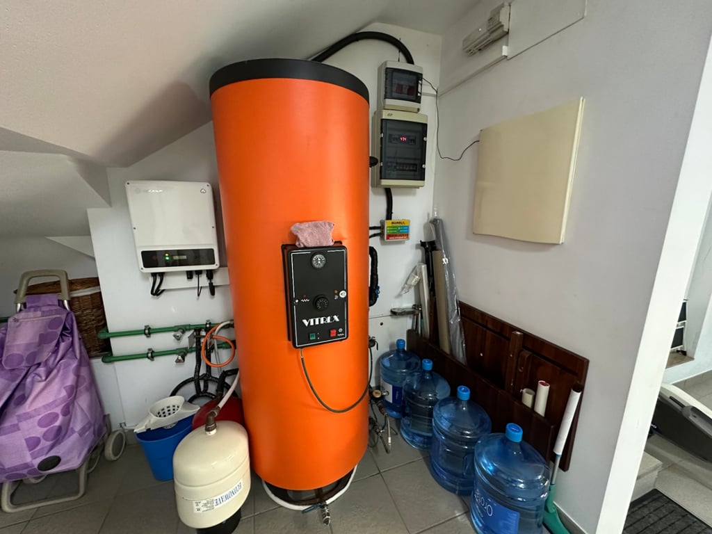 Espai, Llum i Disseny en una Casa Única a Pego - 15