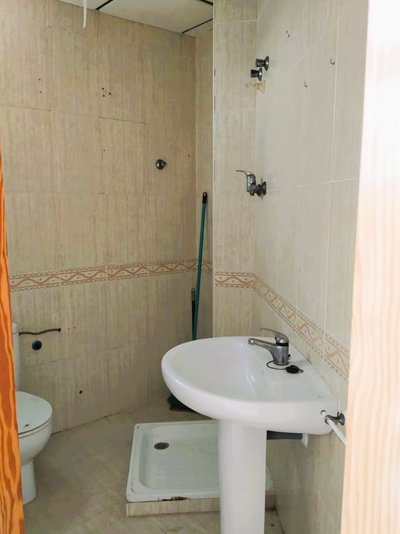 Oportunidad única en planta baja con acceso independiente - Playa de Guardamar de la Safor - 2