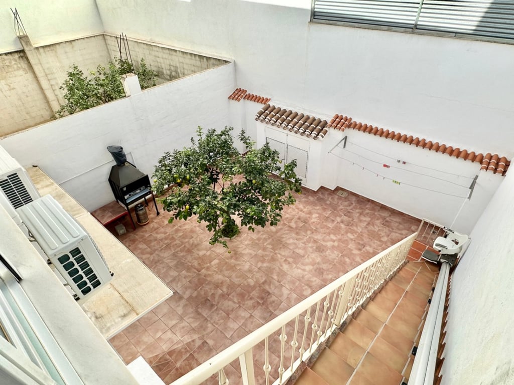 Casa de poble amb 2 habitatges independents a Pego - 8