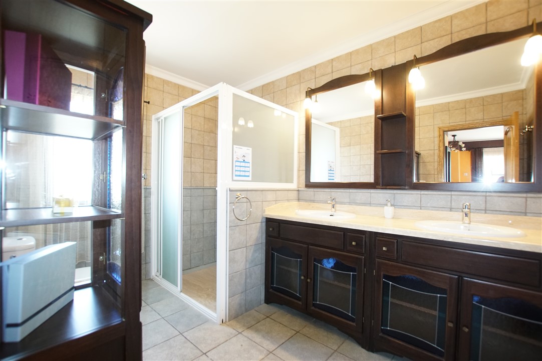 Property #RH20905 - 14