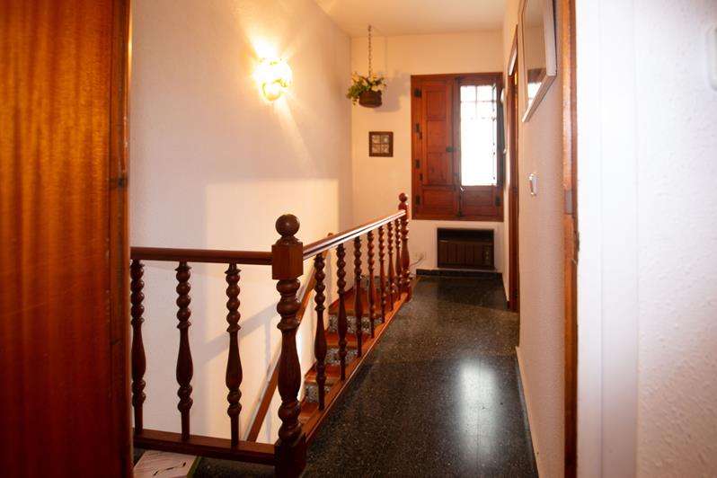 Venta Parcela urbana y Chalet - 26
