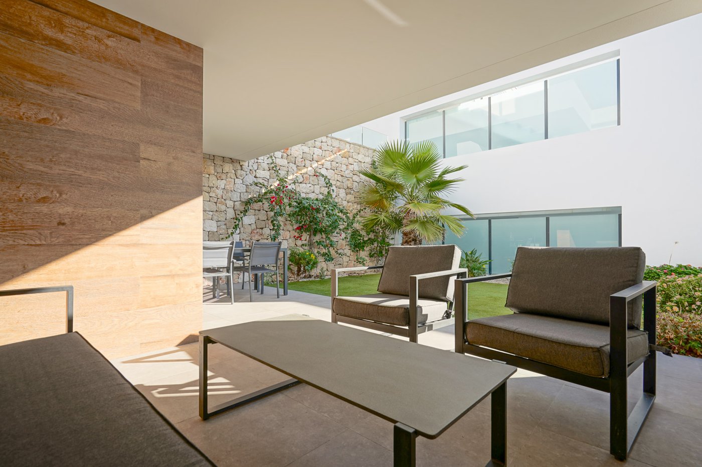 Villa Zirkonia — Sunny 2‑bedroom apartment in Cumbre del Sol