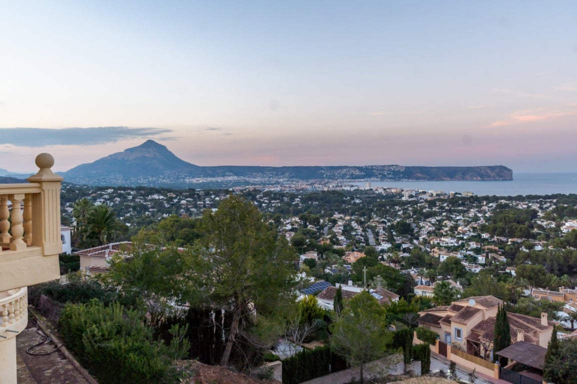 Villa a la venta con impresionantes vistas al mar - 38