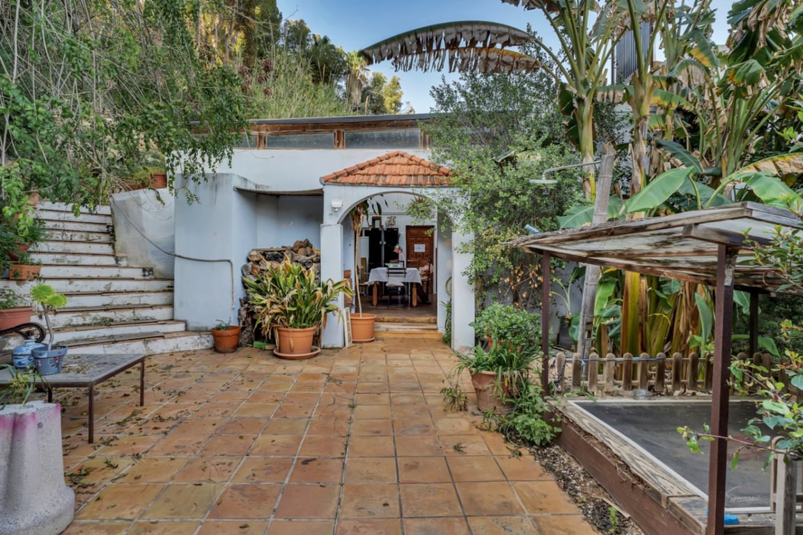 VILLA EN PRIMERA LINEA DEL MAR EN EL PUERTO DE JAVEA - 22