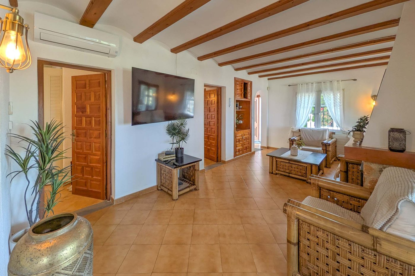 Villa en La Pedrera con vistas al mar y al Montgó