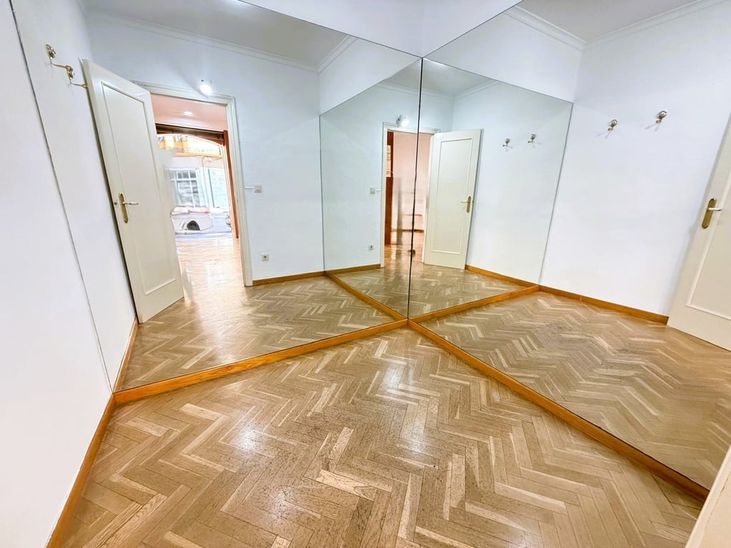 Property #RH20295 - 16