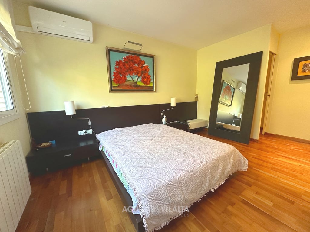 Exclusive villa in Can Teixidó with sea views - 99