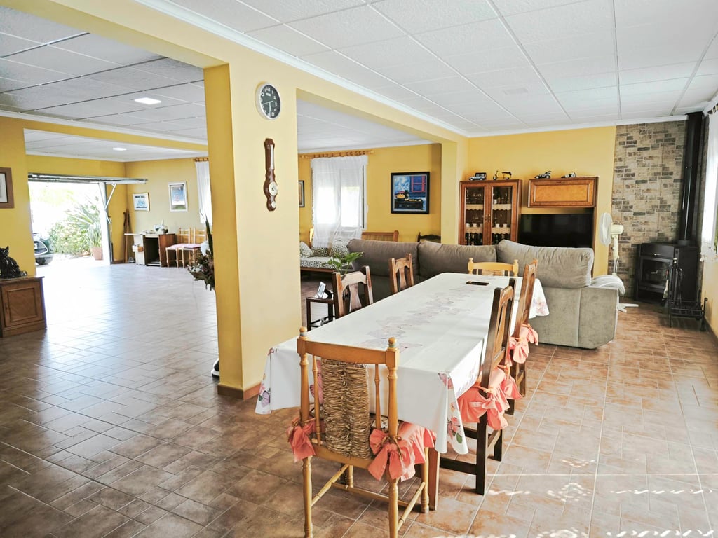 Villa de 270 m2 con piscina en venta en Pedreguer, zona residencial a un paso del centro - 23