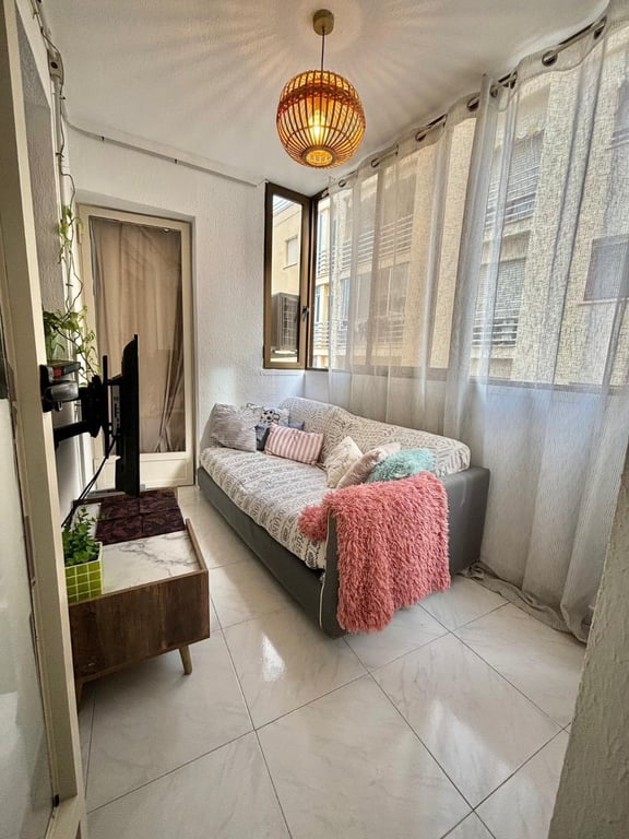 Property #RH20998 - 8