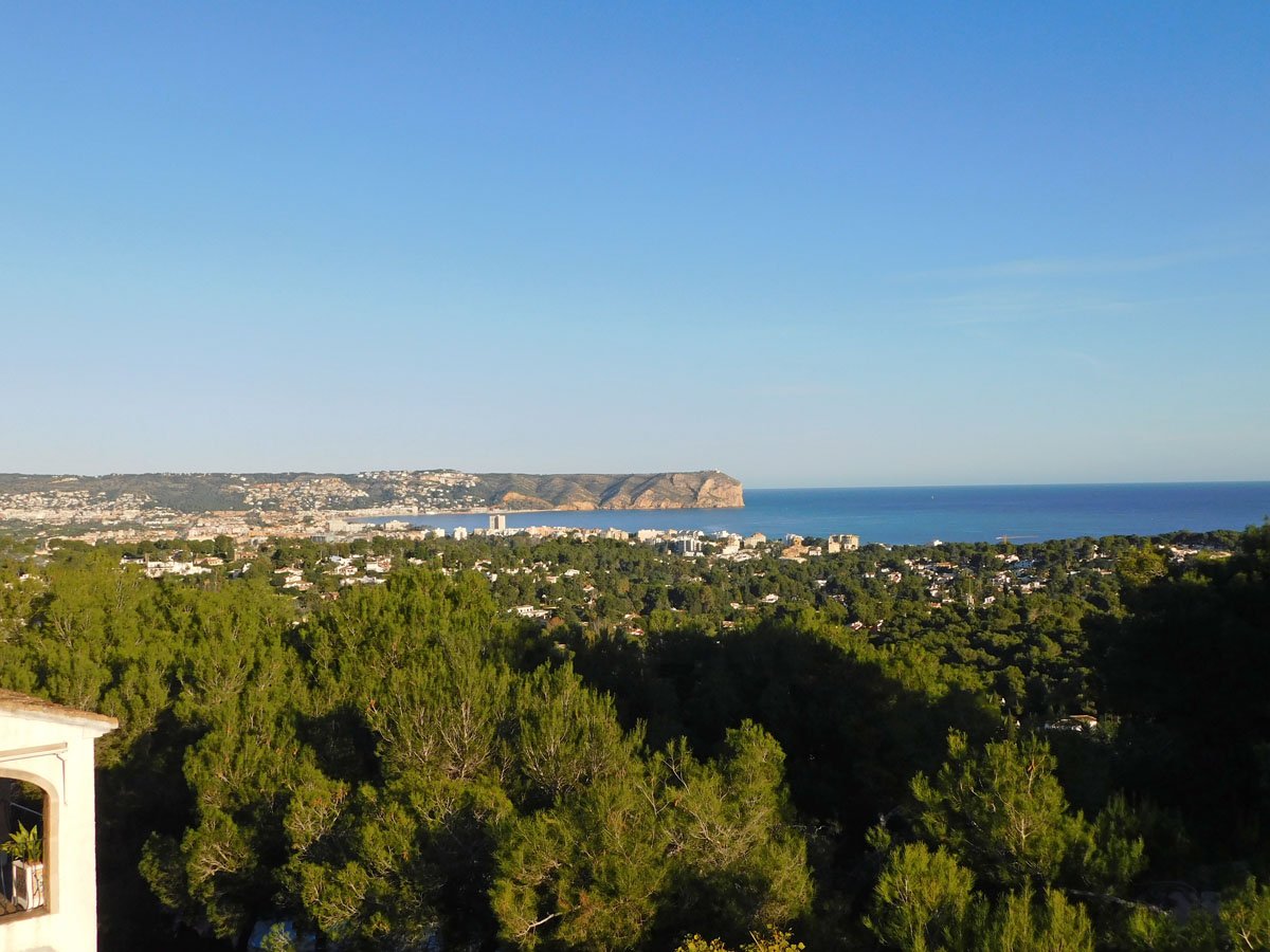 Ibizan-style renovated villa with sea and Cap San Antonio views — Costa Nova, Jávea