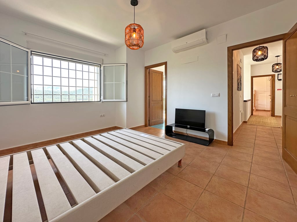 Property #RH20901 - 21