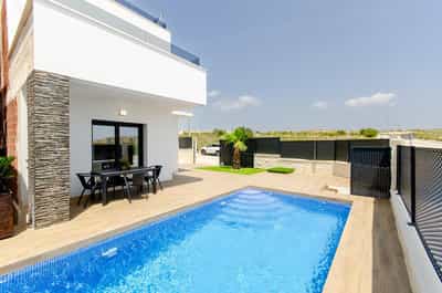 Property #VZM292 - 3