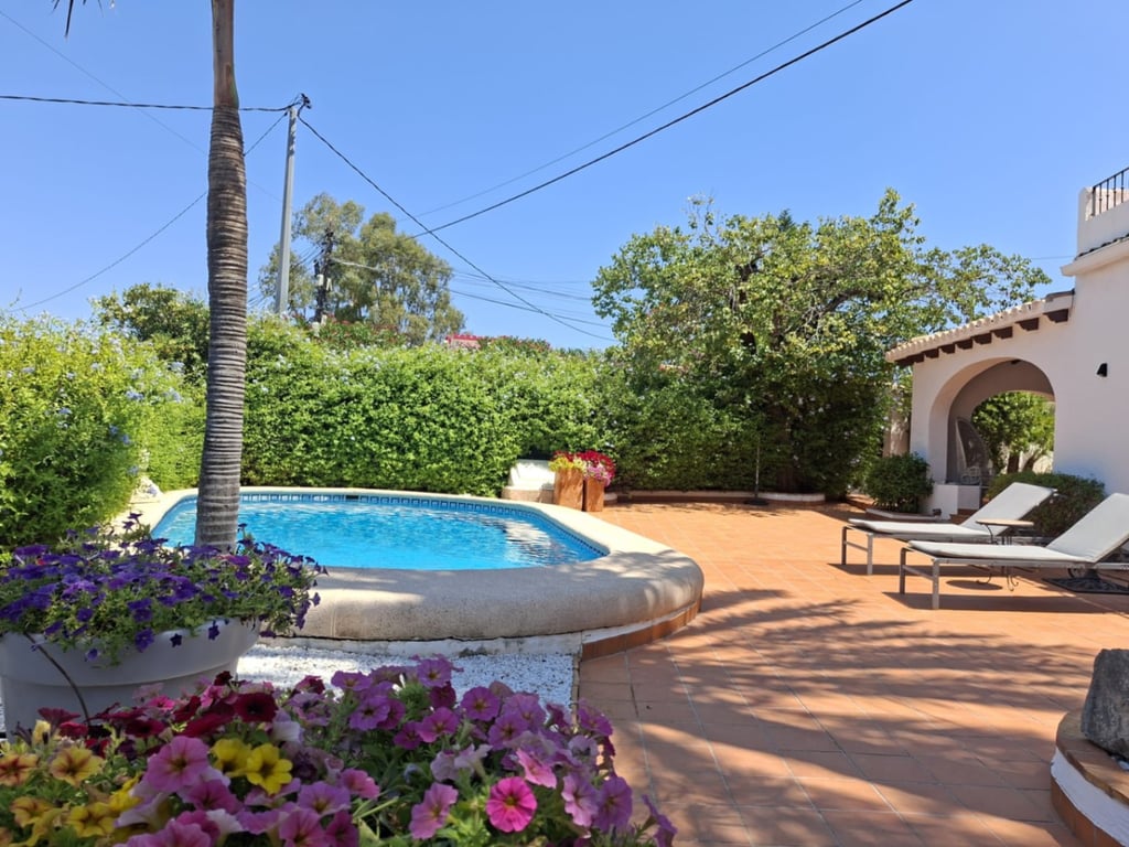 Villa con vistas al mar, en el Montgo a Denia - 2