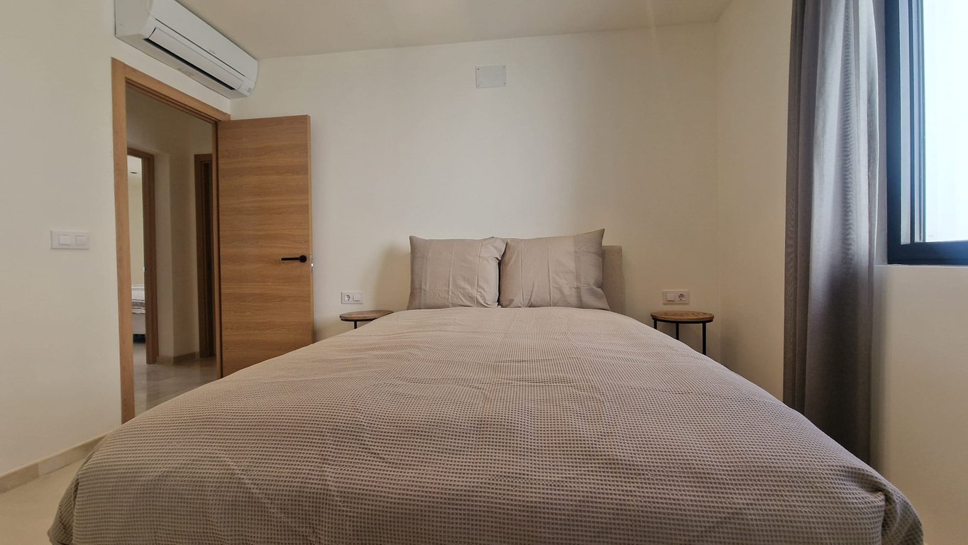 VILLA DE LUXE ÚLTIMA: RETIR DE 6 DORMITORIS, CUMBRE DEL SOL | VISTES PANORÀMIQUES AL MAR IMPRESSIONANTS | LLAVORS I SOSTENIBLE - 25