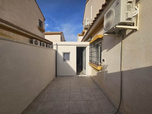 Bungalow met 3 slaapkamers in La Zenia — foto 13